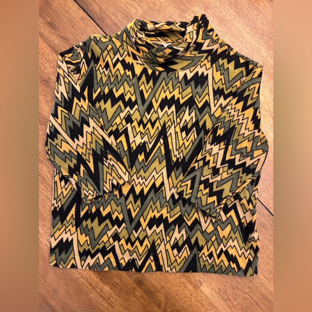 Size Small Vintage Italian Blouse